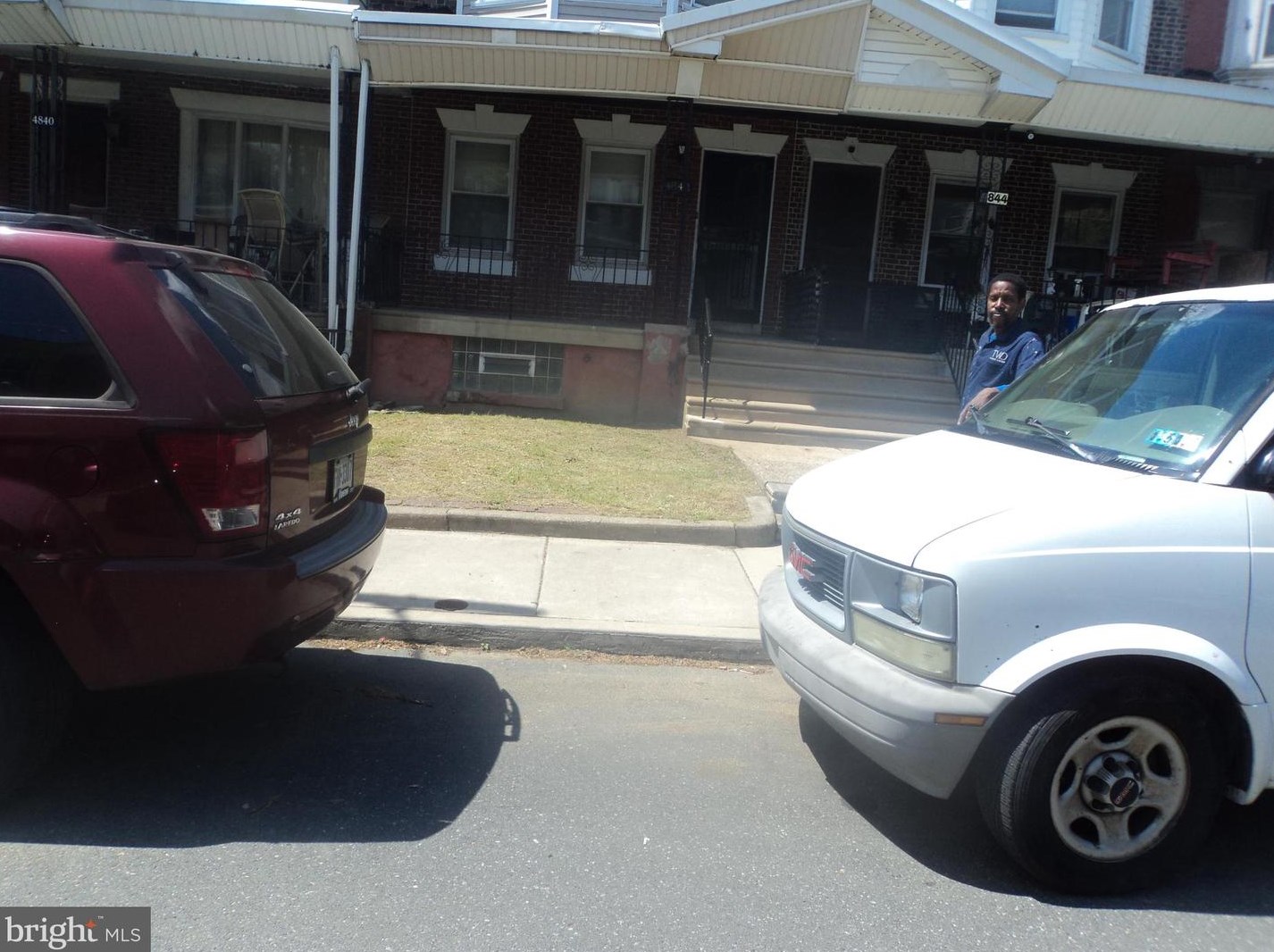 4842 Sydenham St, Philadelphia, PA 19141-2121