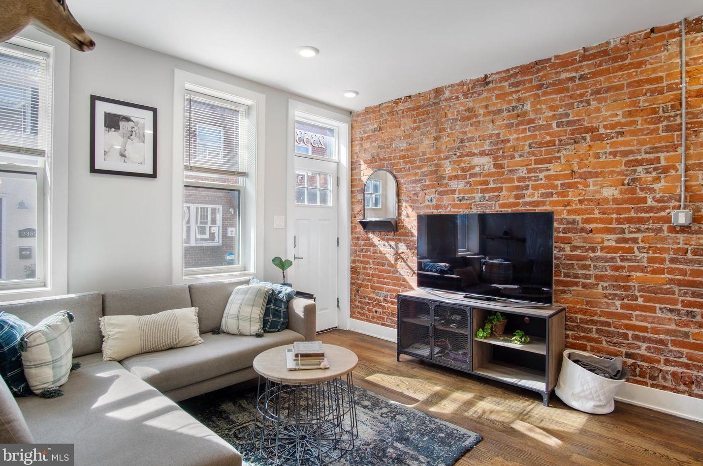 2353 Harold St, Philadelphia PA  19132-3619 exterior