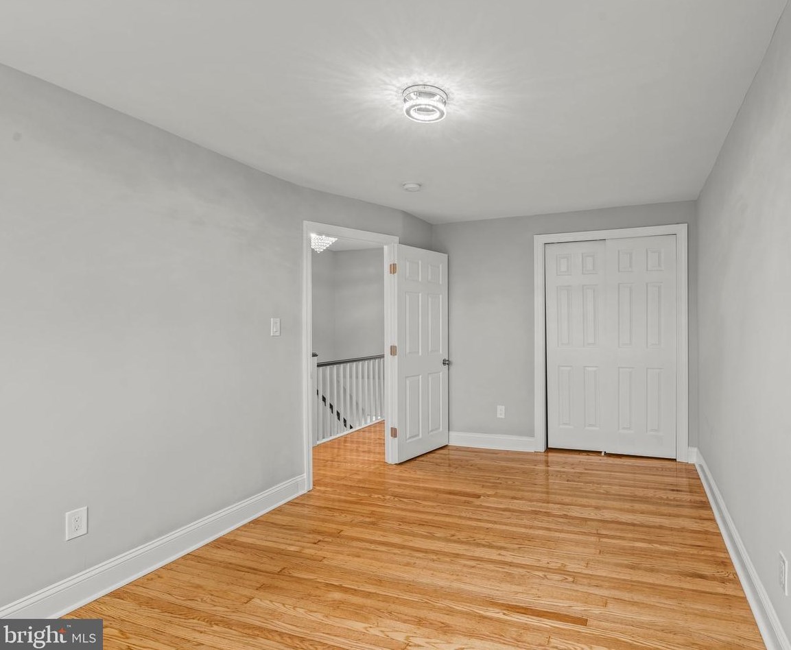 1331 Vernon Rd, Philadelphia PA  19150-2121 exterior