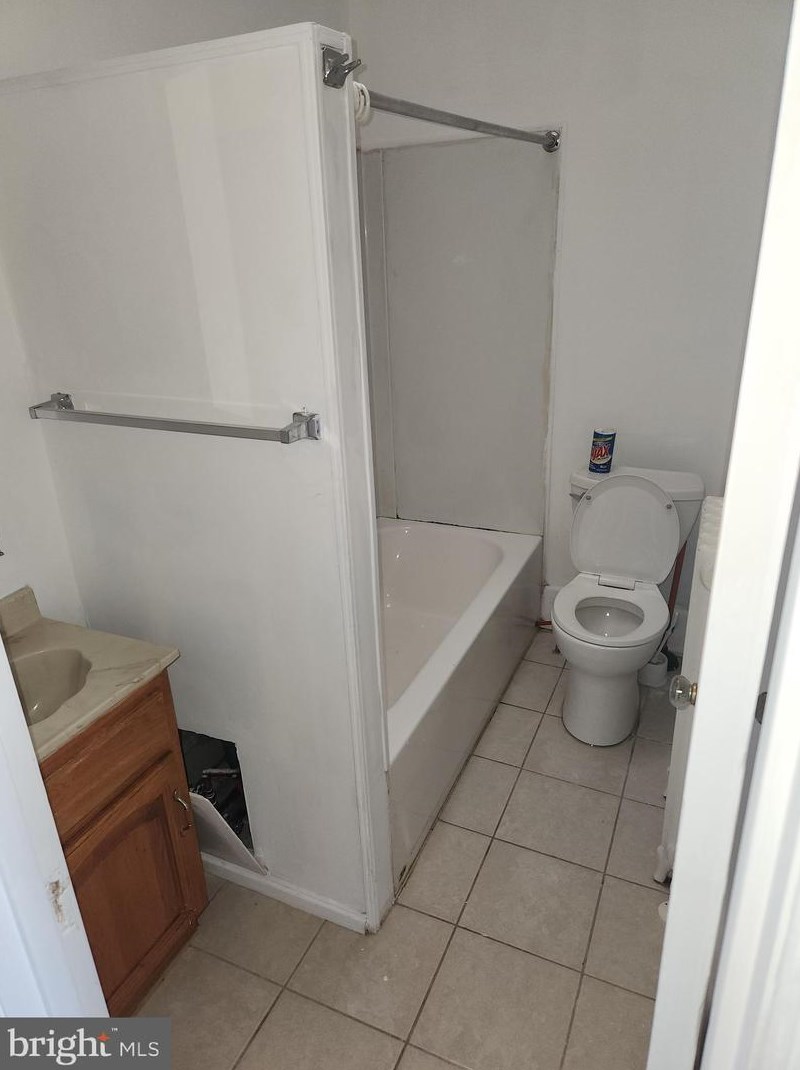 5023 Penn St, Philadelphia PA  19124-2683 exterior