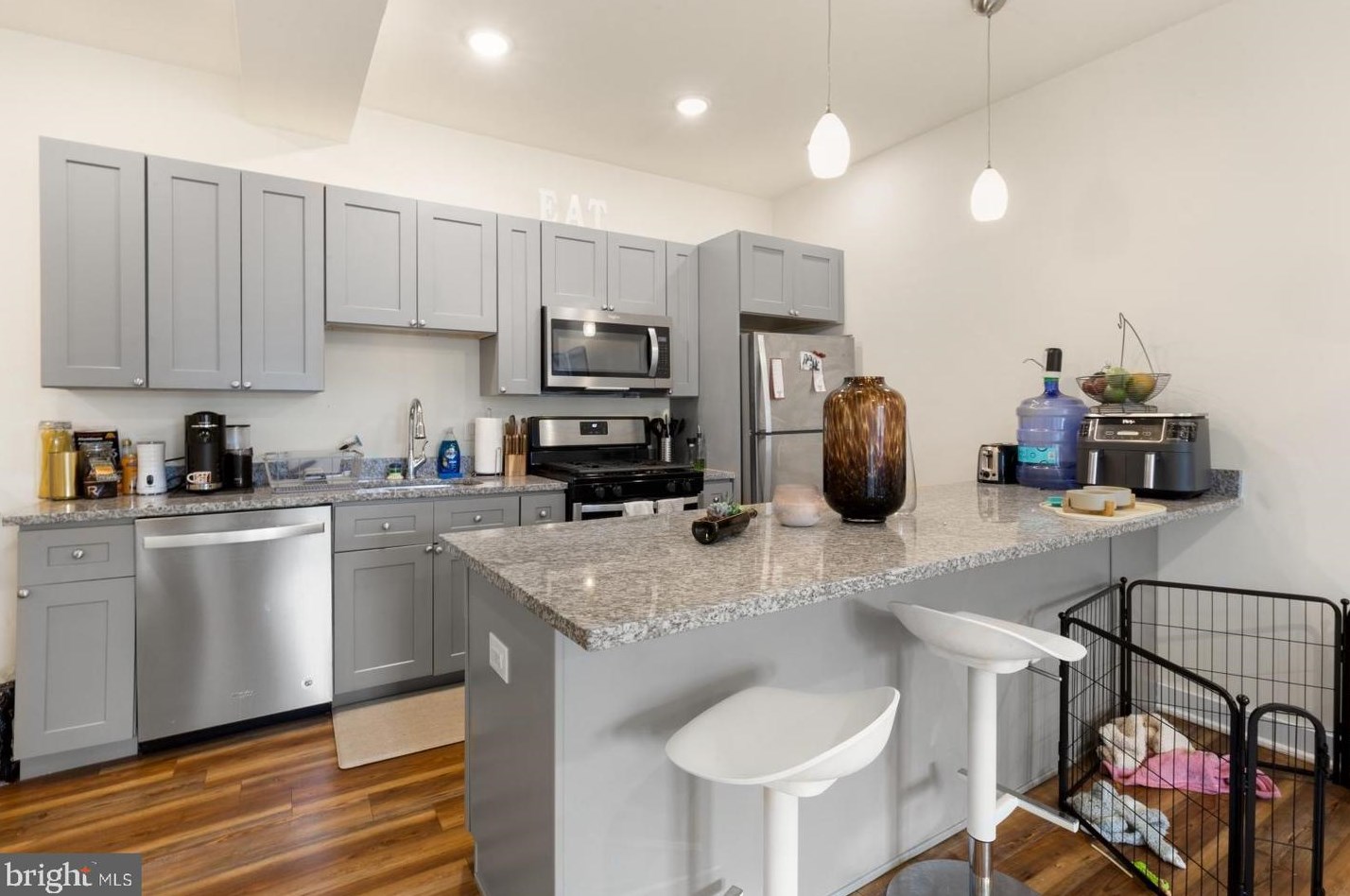 2411 Kensington Ave #303, Philadelphia, PA 19125