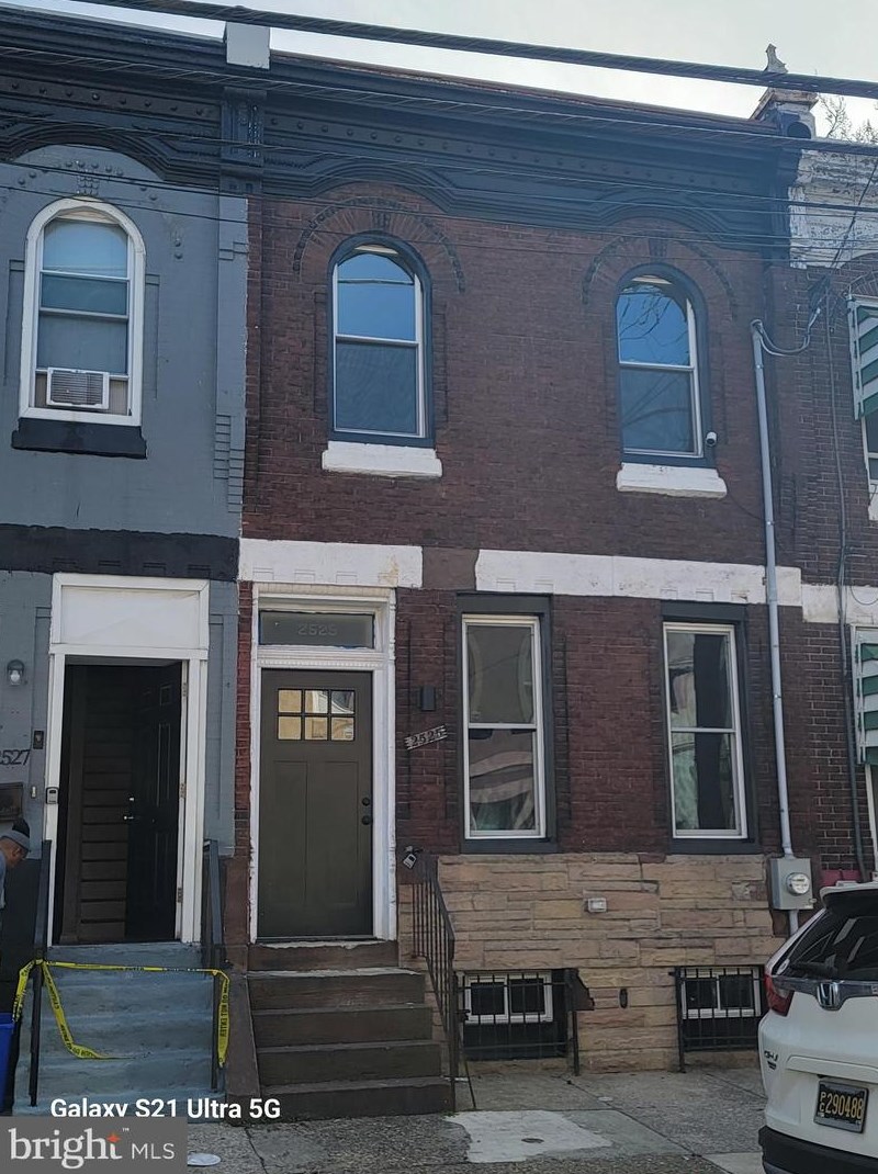 2525 N 17th St, Philadelphia, PA 19132