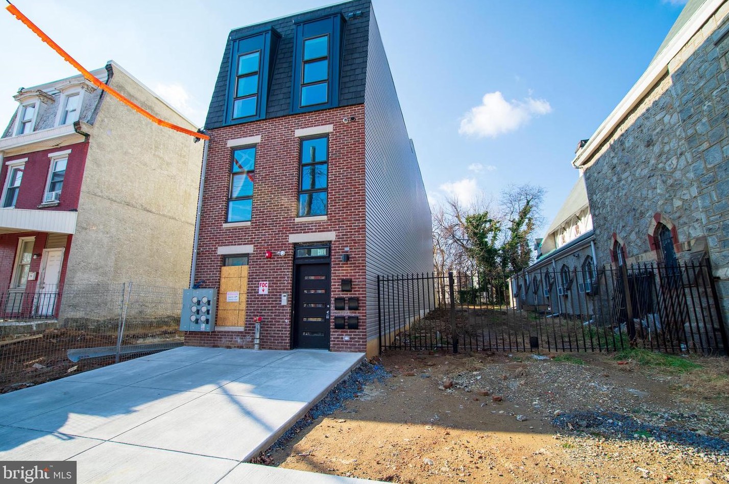 720 Preston St, Philadelphia PA  19104-1731 exterior