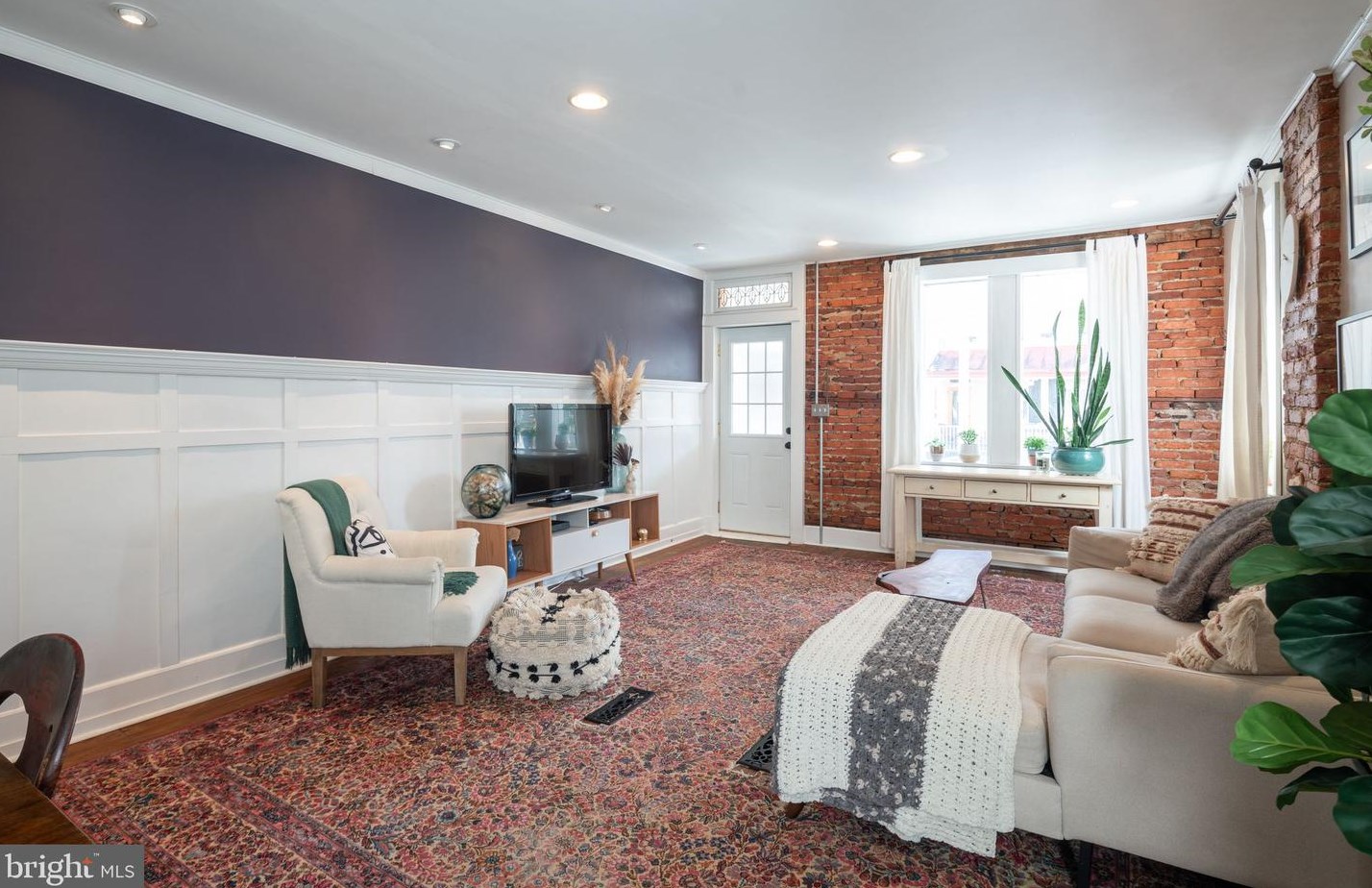 229 Benezet St, Philadelphia PA  19118-4410 exterior