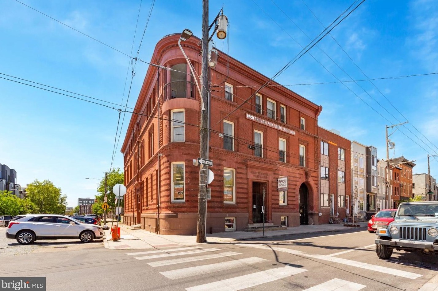2136 Dauphin St, Philadelphia PA  19125-2036 exterior