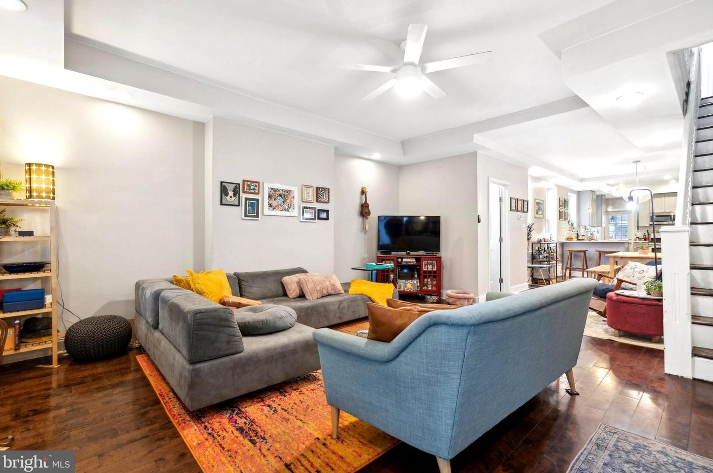 721 S 51st St, Philadelphia, PA 19143