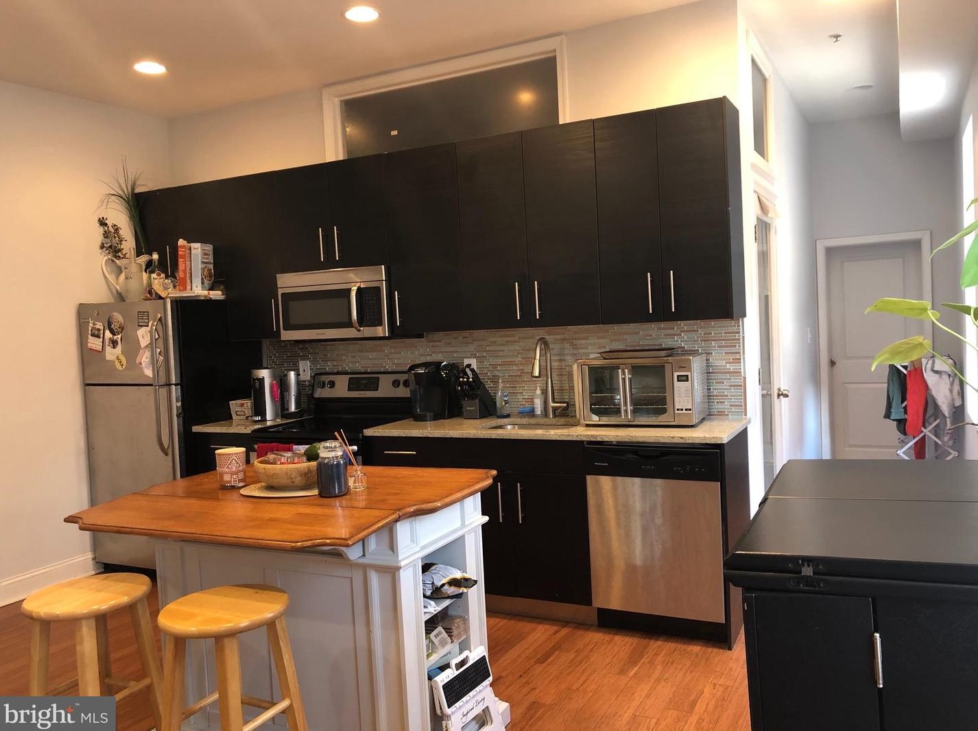 2401 Carpenter St #1, Philadelphia, PA 19146