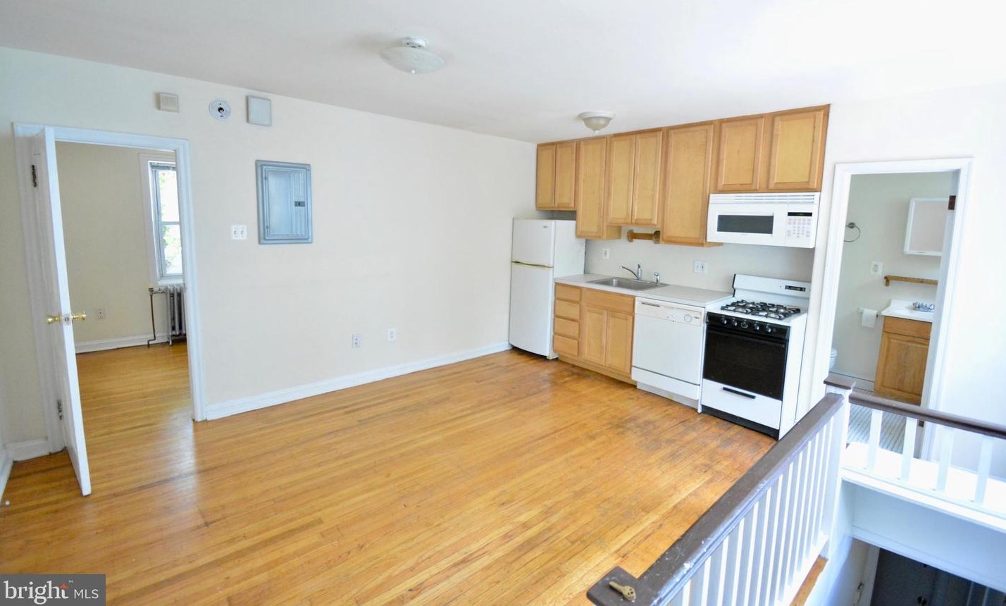 243 W Rittenhouse St #2c, Philadelphia, PA 19144