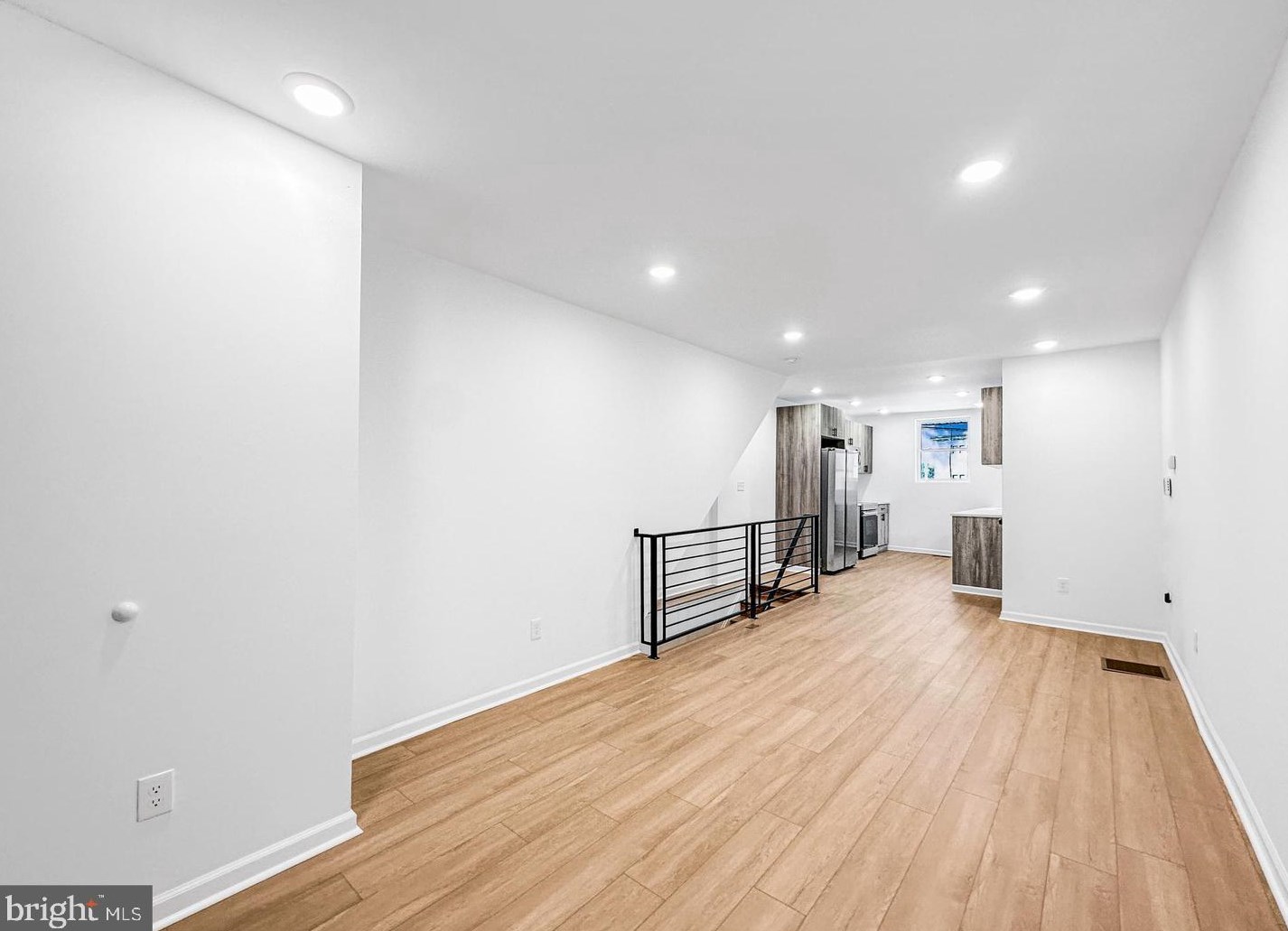1050 N 46th St #1, Philadelphia, PA 19131