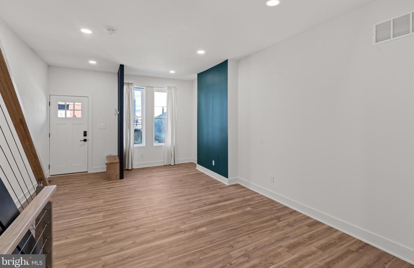 1713 Bambrey St, Philadelphia PA 19146-4404 exterior