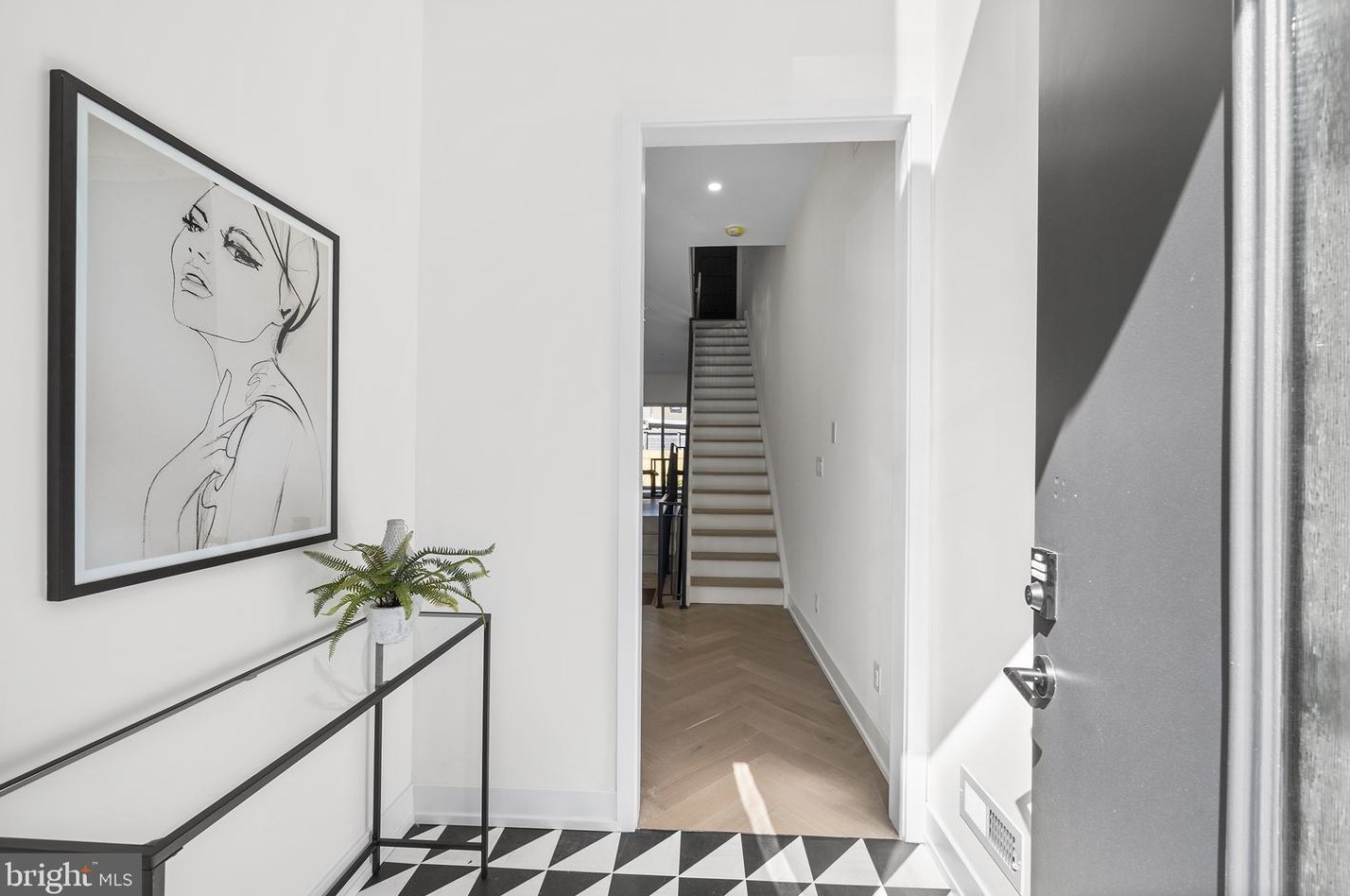 2212 Trenton Ave, Philadelphia, PA 19125-2014