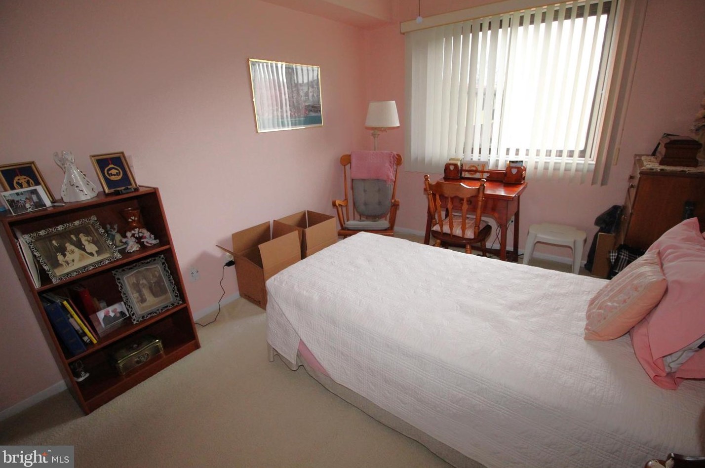 18205 Delaire Landing Rd, Philadelphia PA  19114-5148 exterior