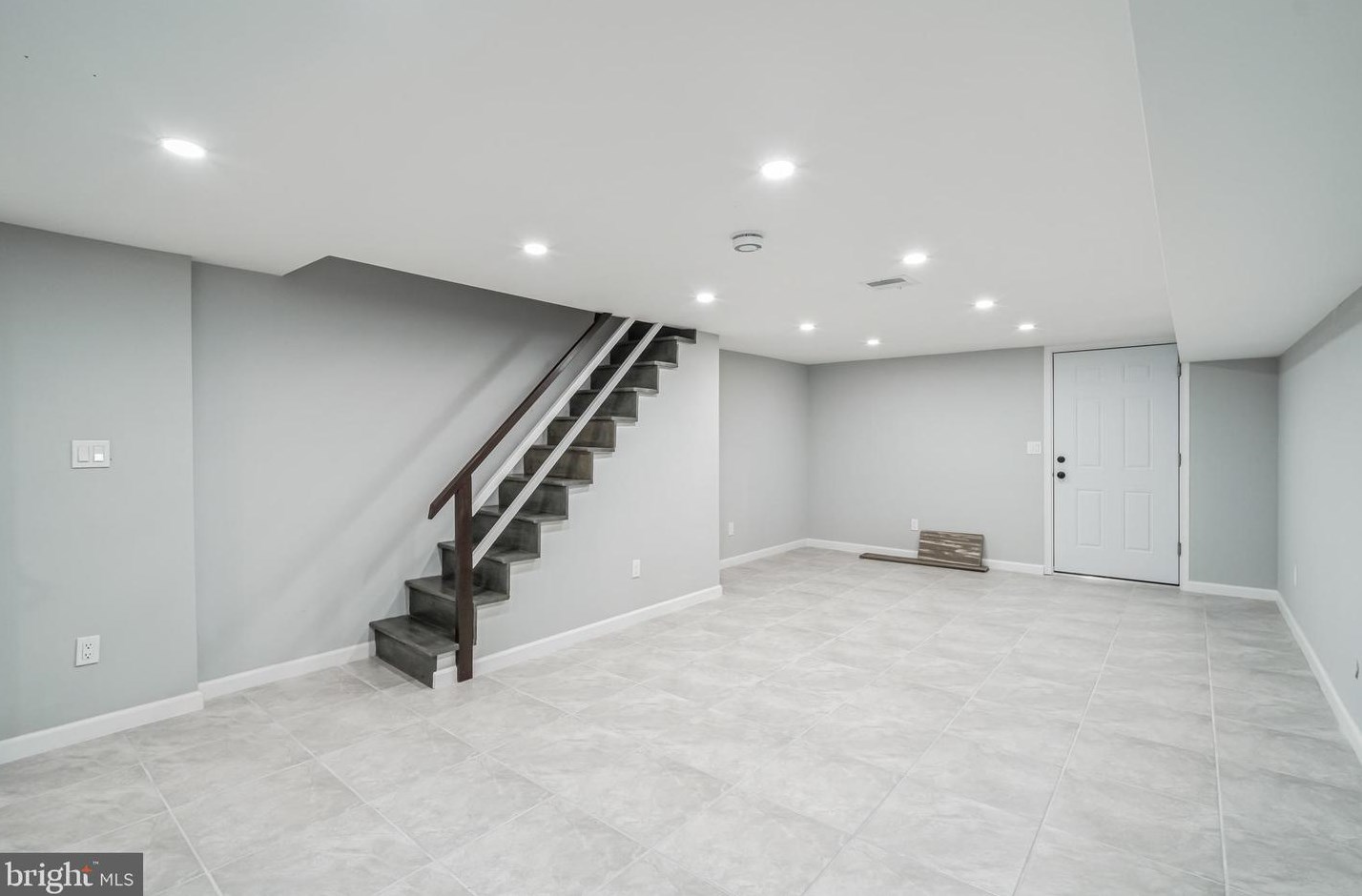 2032 Tulpehocken St, Philadelphia PA  19138-1342 exterior