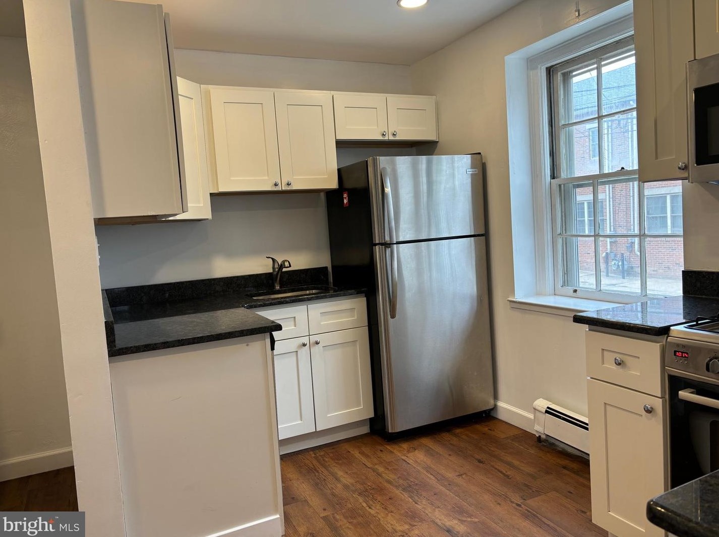 676 Perth Pl, Philadelphia, PA 19123-3449