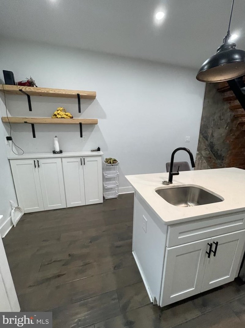 2607 Oakdale St, Philadelphia PA  19132-3123 exterior