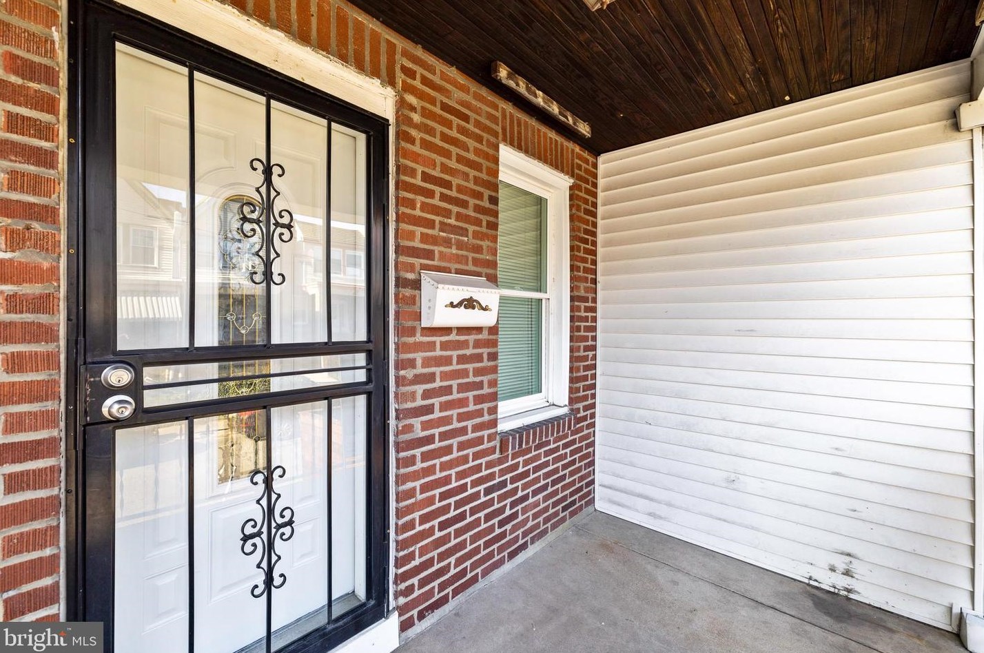 526 Alcott St, Philadelphia PA  19120-1218 exterior