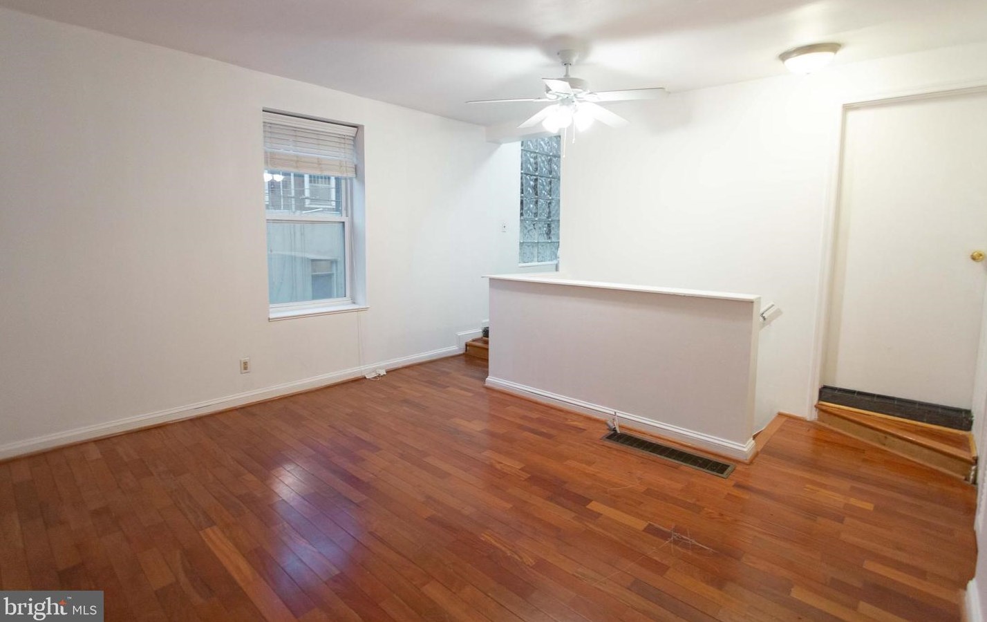 1839 Pemberton St, Philadelphia, PA 19146