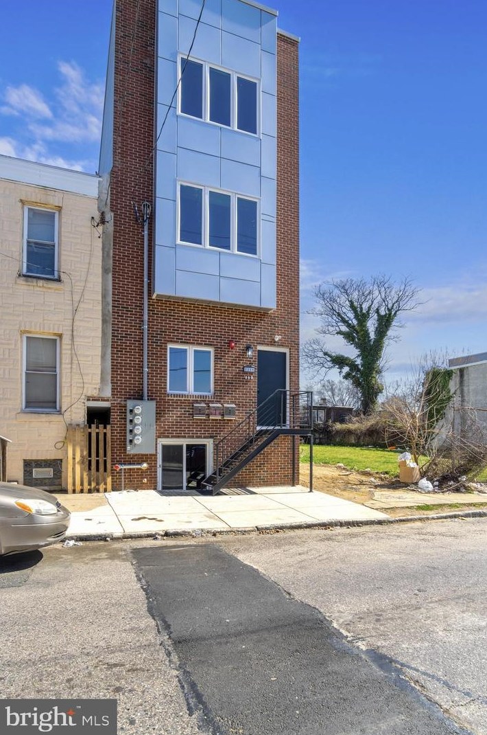 2251 N 10th St #1, Philadelphia, PA 19133