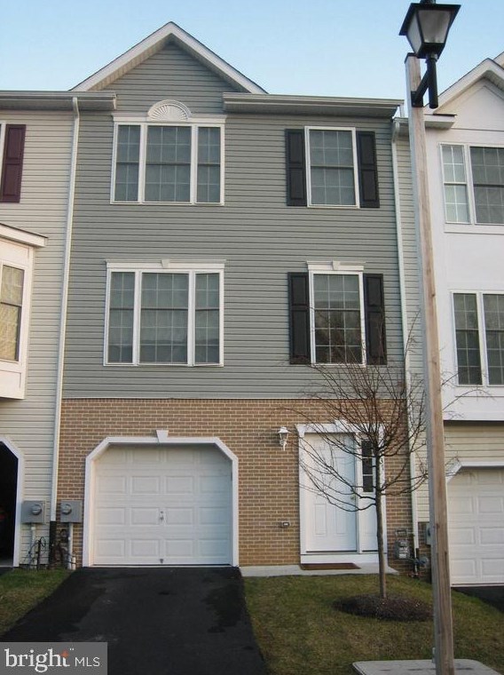 100 Parker Ave #37, Philadelphia, PA 19128