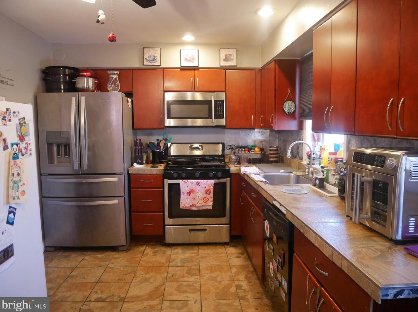 2728 Willits Rd, Philadelphia, PA 19152-1646