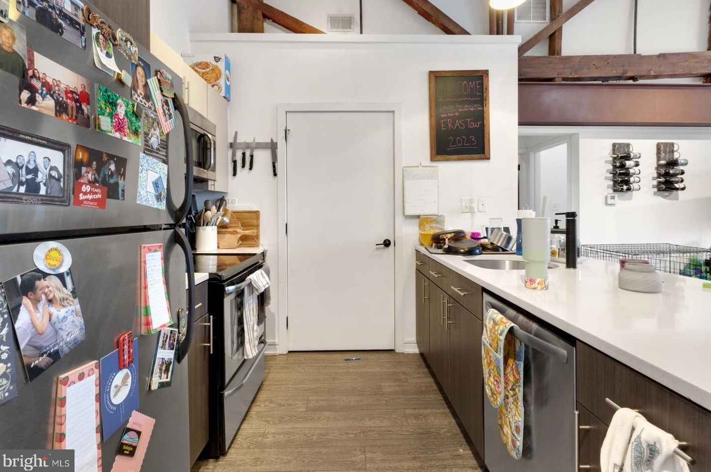 1514 S 9th St #302, Philadelphia, PA 19147