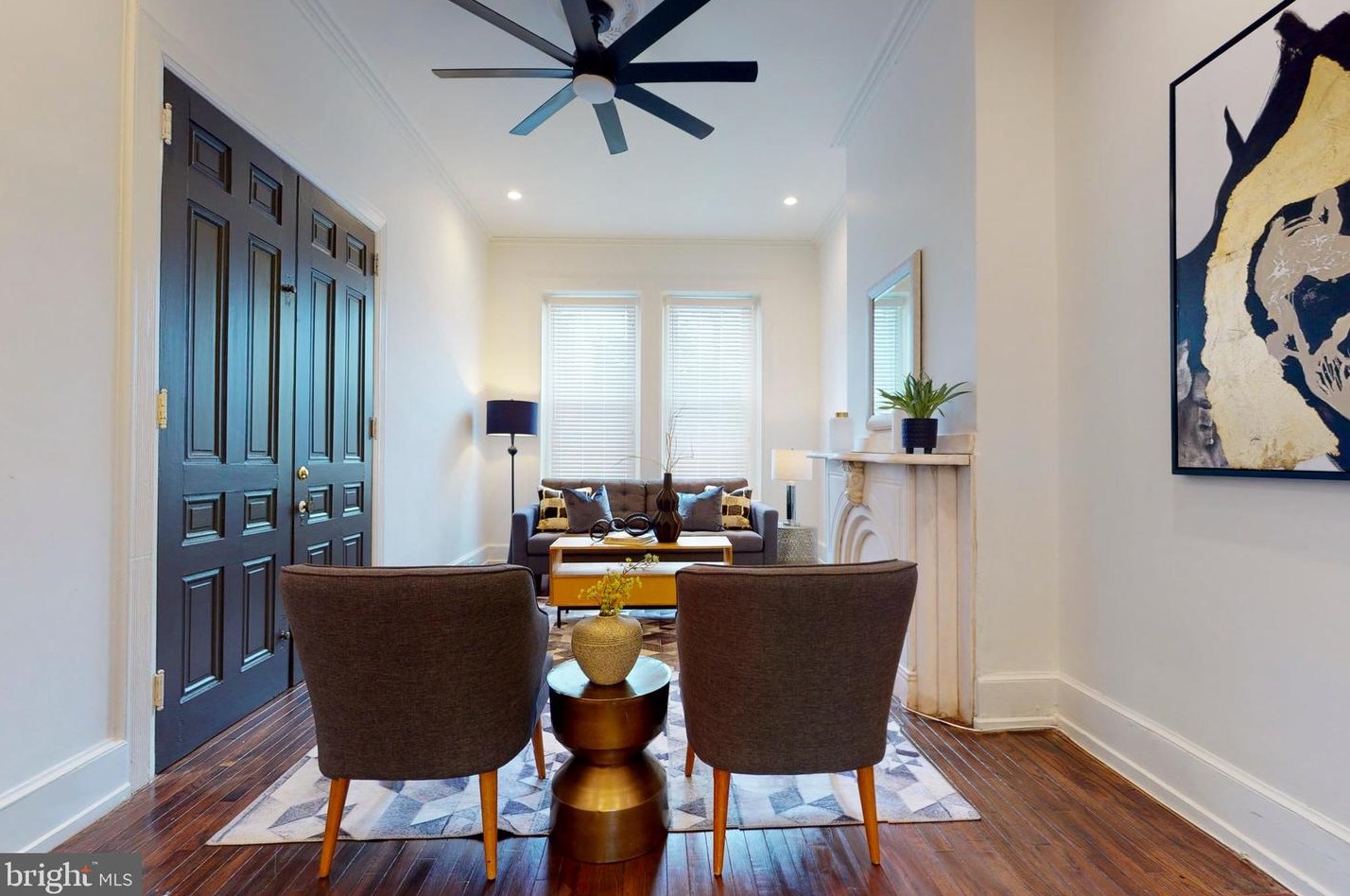 804 Corinthian Ave, Philadelphia PA 19130-1442 exterior