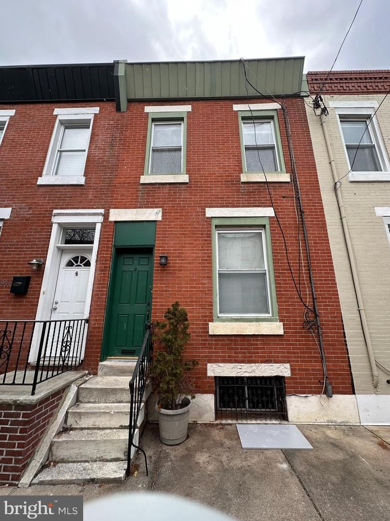 1913 S Mole St, Philadelphia, PA 19145