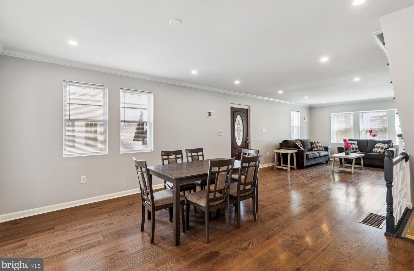 233 Sedgwick St, Philadelphia PA  19119-2540 exterior