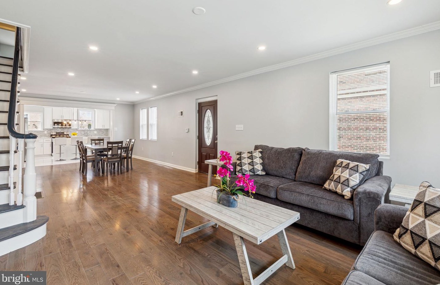 233 Sedgwick St, Philadelphia PA  19119-2540 exterior