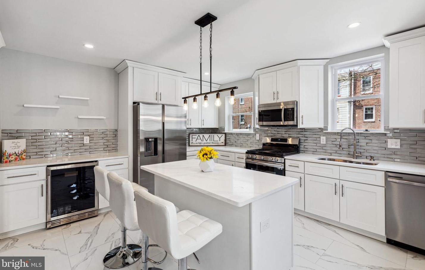 233 Sedgwick St, Philadelphia PA  19119-2540 exterior