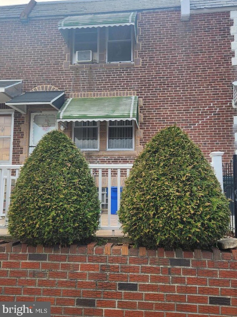 4104 I St, Philadelphia, PA 19124-5204