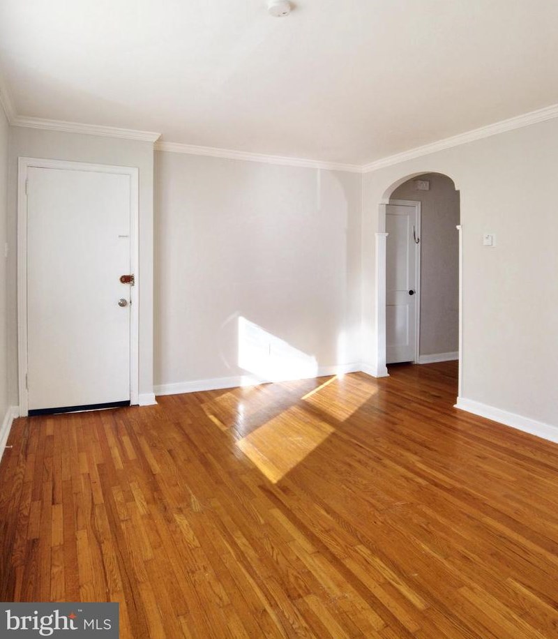 5137 Westford Rd, Philadelphia, PA 19120-3615