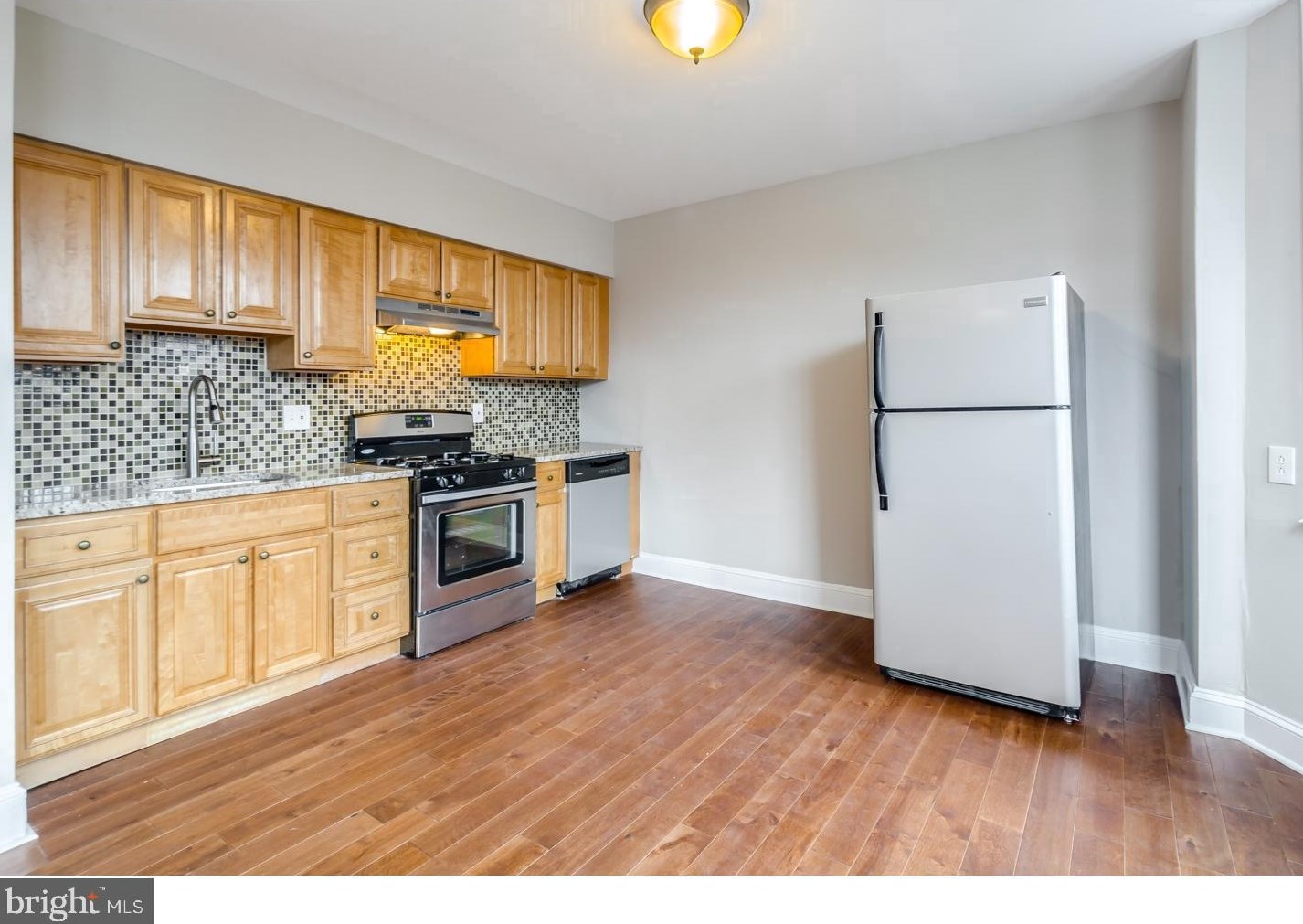 928 Fitzwater St #3, Philadelphia, PA 19147