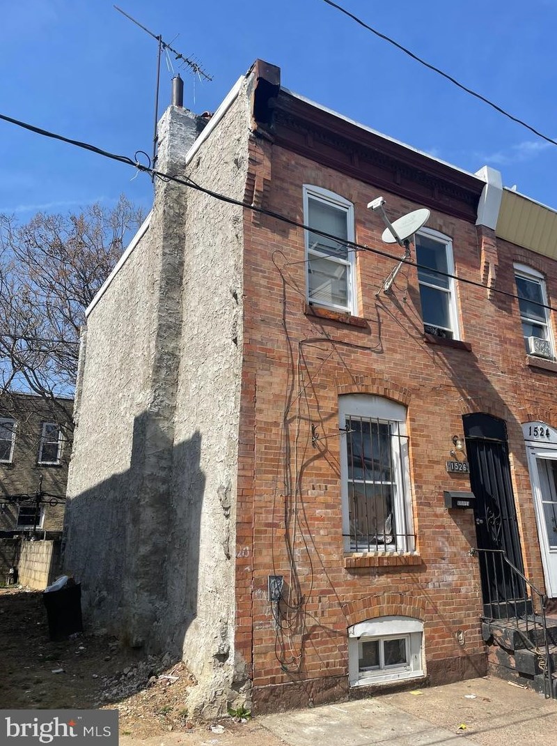 1526 Taney St, Philadelphia PA  19146-4427 exterior
