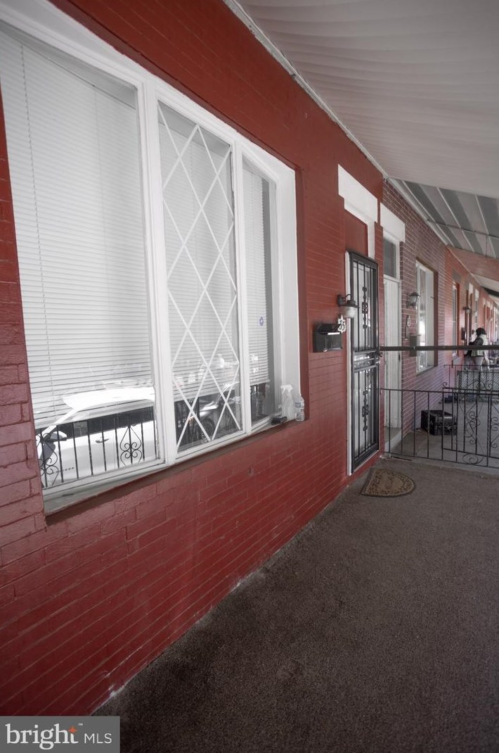35 Frazier St, Philadelphia, PA 19139-2518