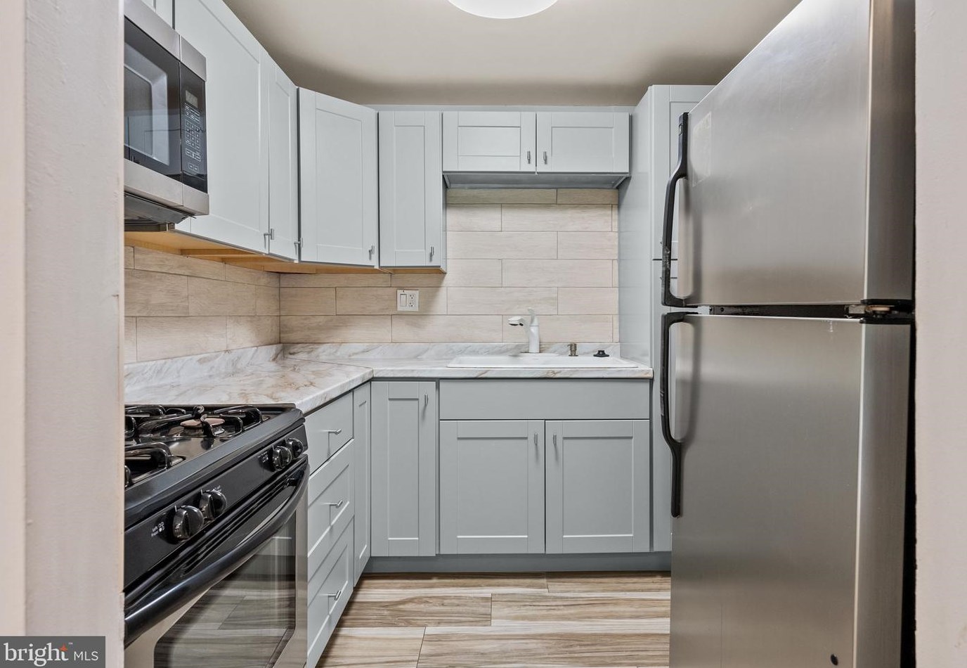 2201 Strahle St Apt D101, Philadelphia, PA 19152