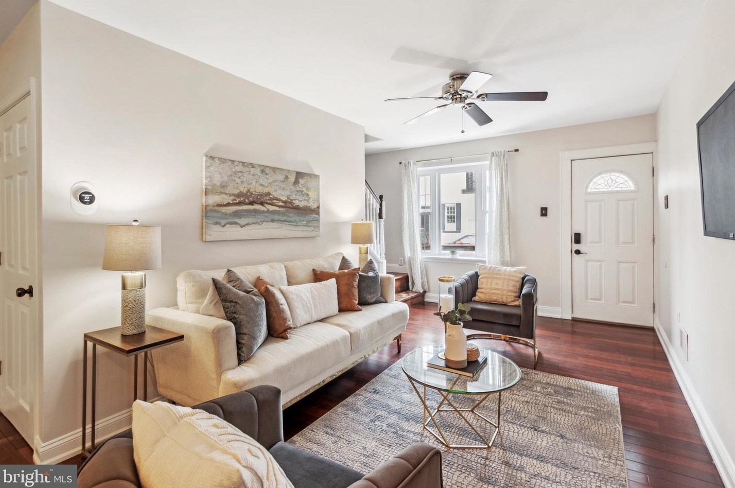 2217 Sergeant St, Philadelphia, PA 19125-2217