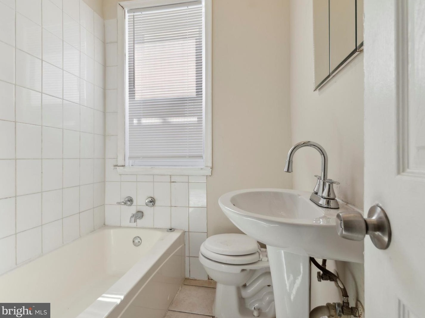 1943 Monmouth St, Philadelphia, PA 19134-3521