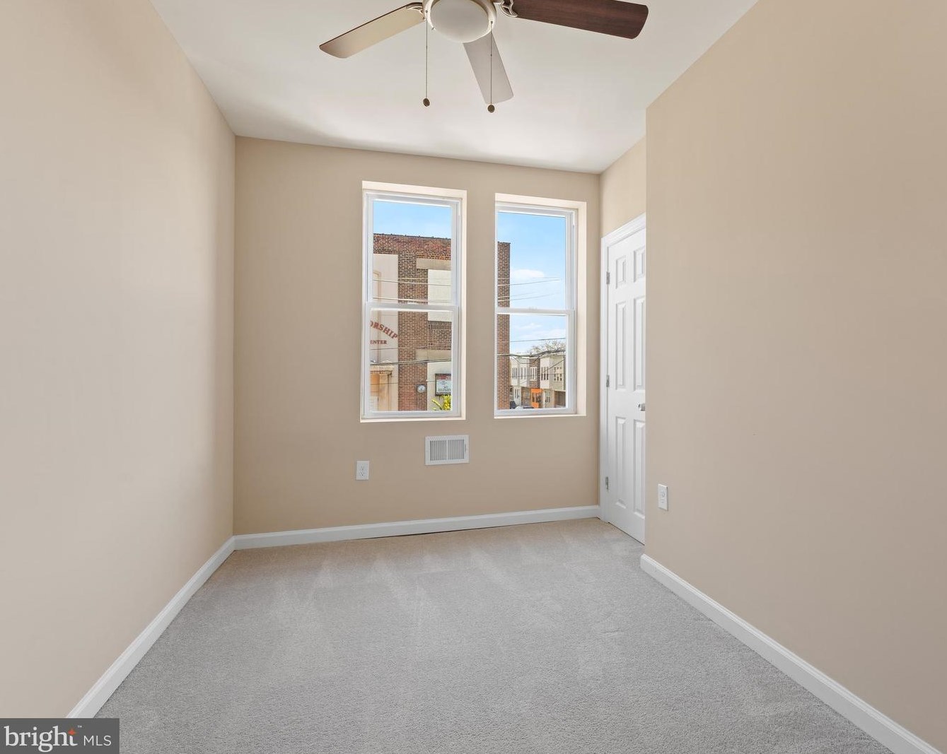 301 Delphine St, Philadelphia PA  19120-3212 exterior
