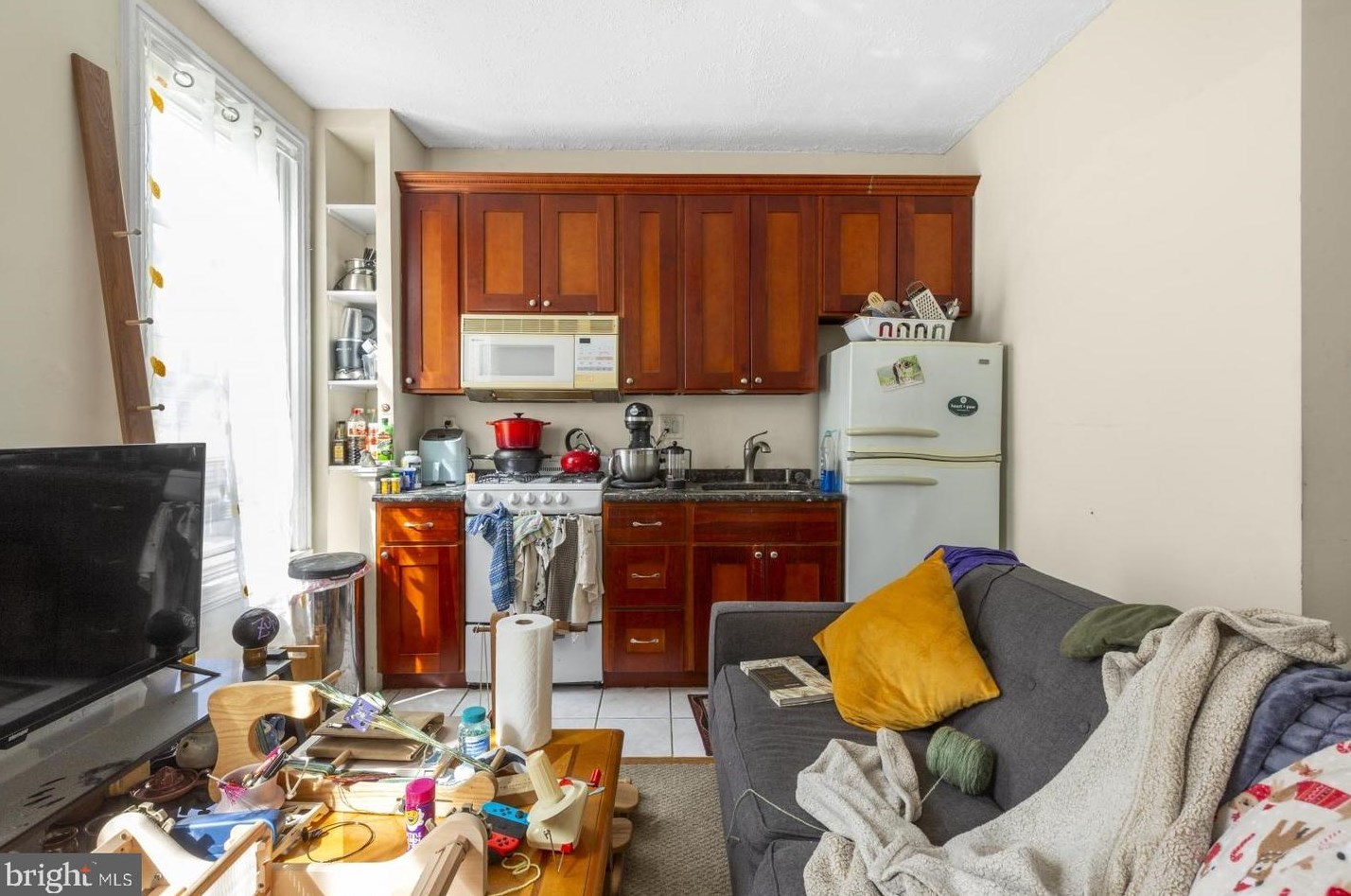 1539 Spring Garden St #2f, Philadelphia, PA 19130