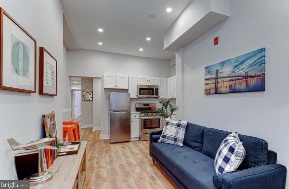 1800 W Montgomery Ave #1f, Philadelphia, PA 19121