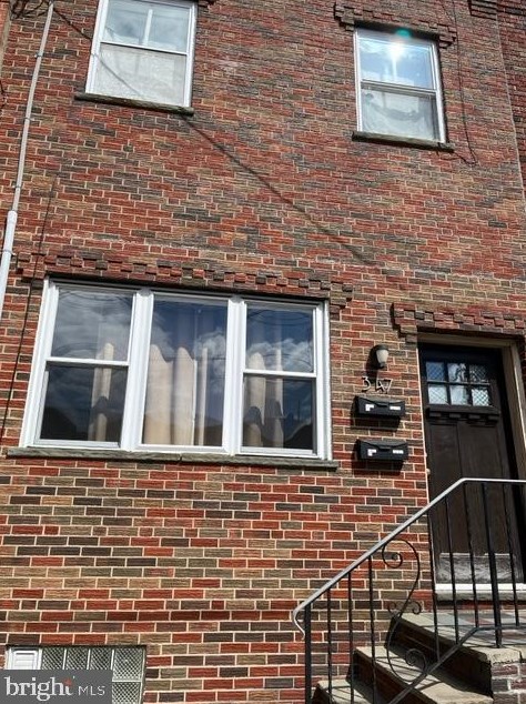 347 Snyder Ave #1, Philadelphia, PA 19148