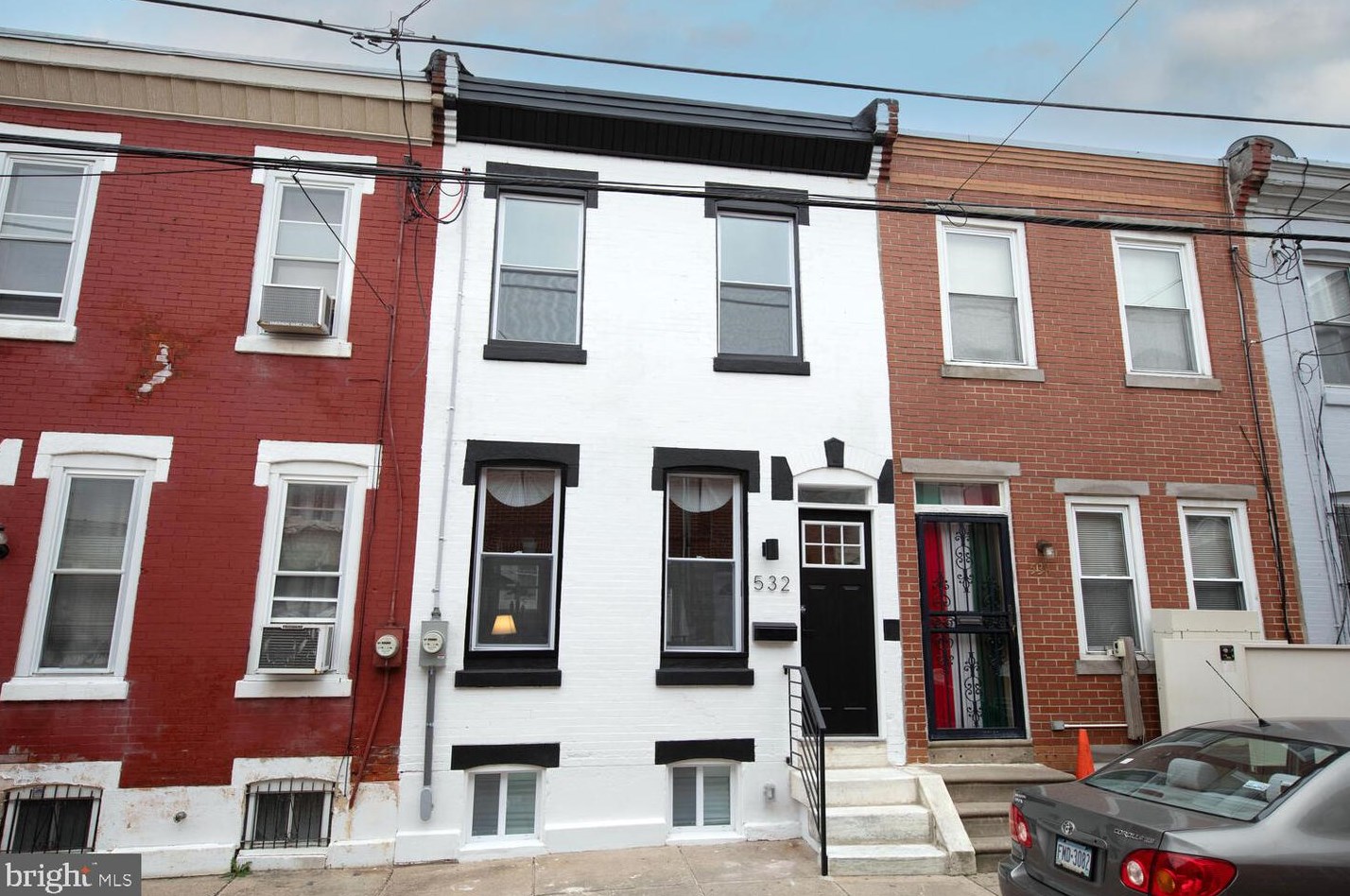 532 Mcclellan St, Philadelphia PA  19148-1819 exterior