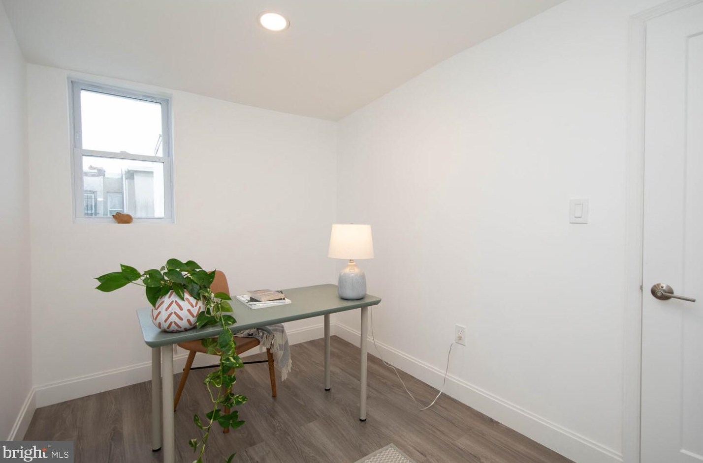 532 Mcclellan St, Philadelphia PA  19148-1819 exterior