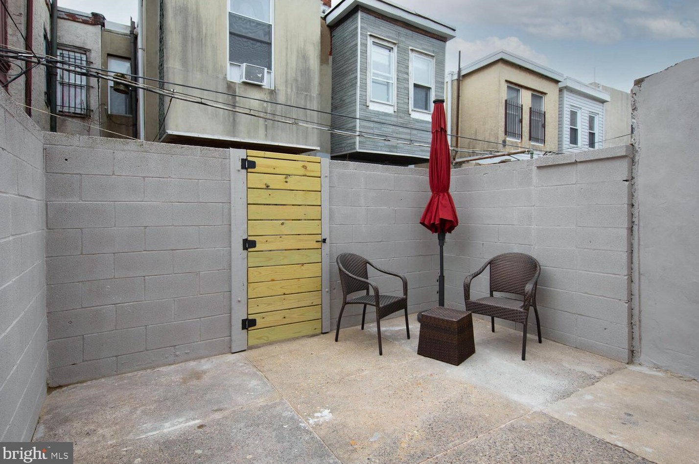 532 Mcclellan St, Philadelphia PA  19148-1819 exterior