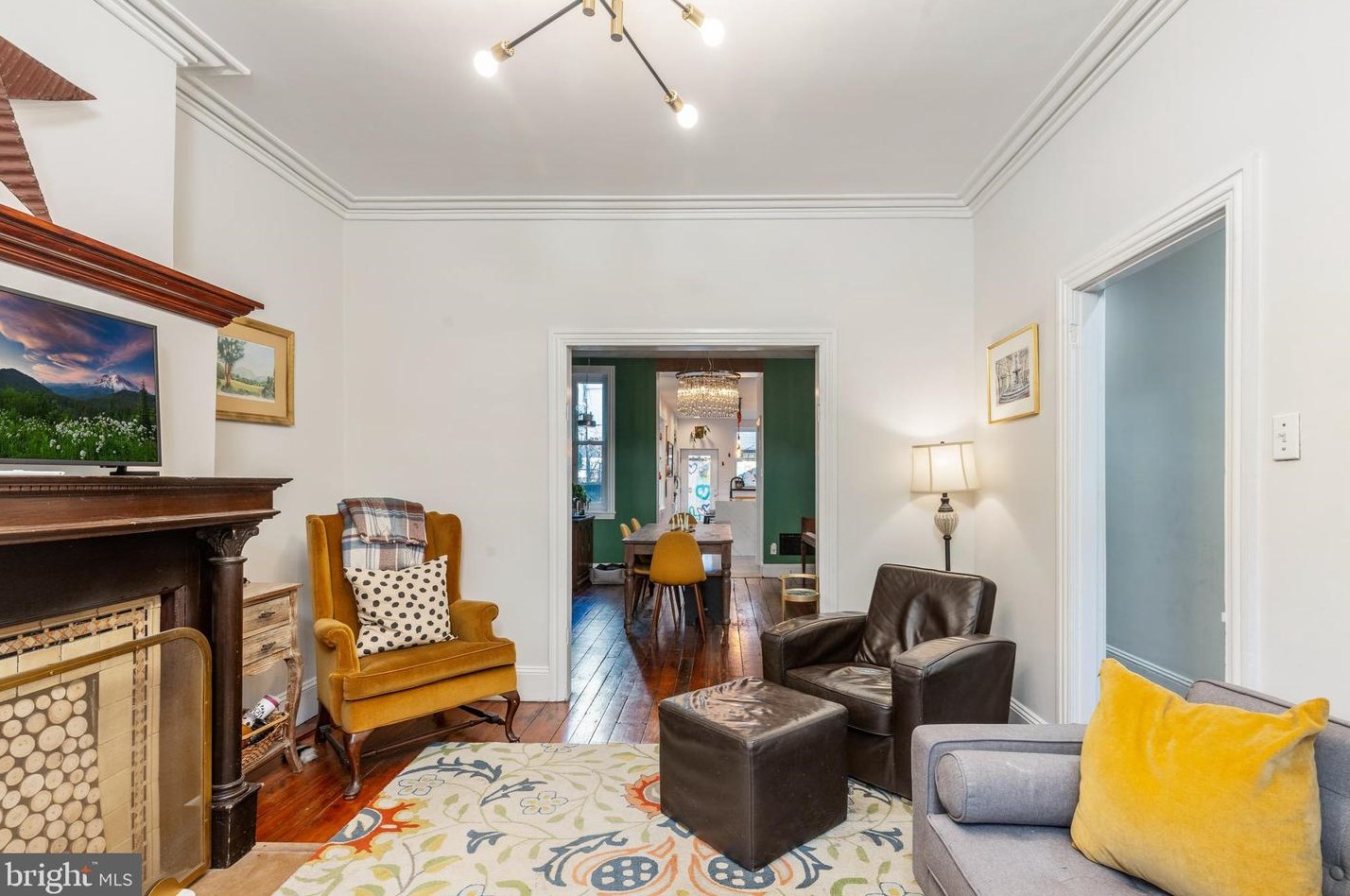 2025 Bainbridge St, Philadelphia, PA 19146