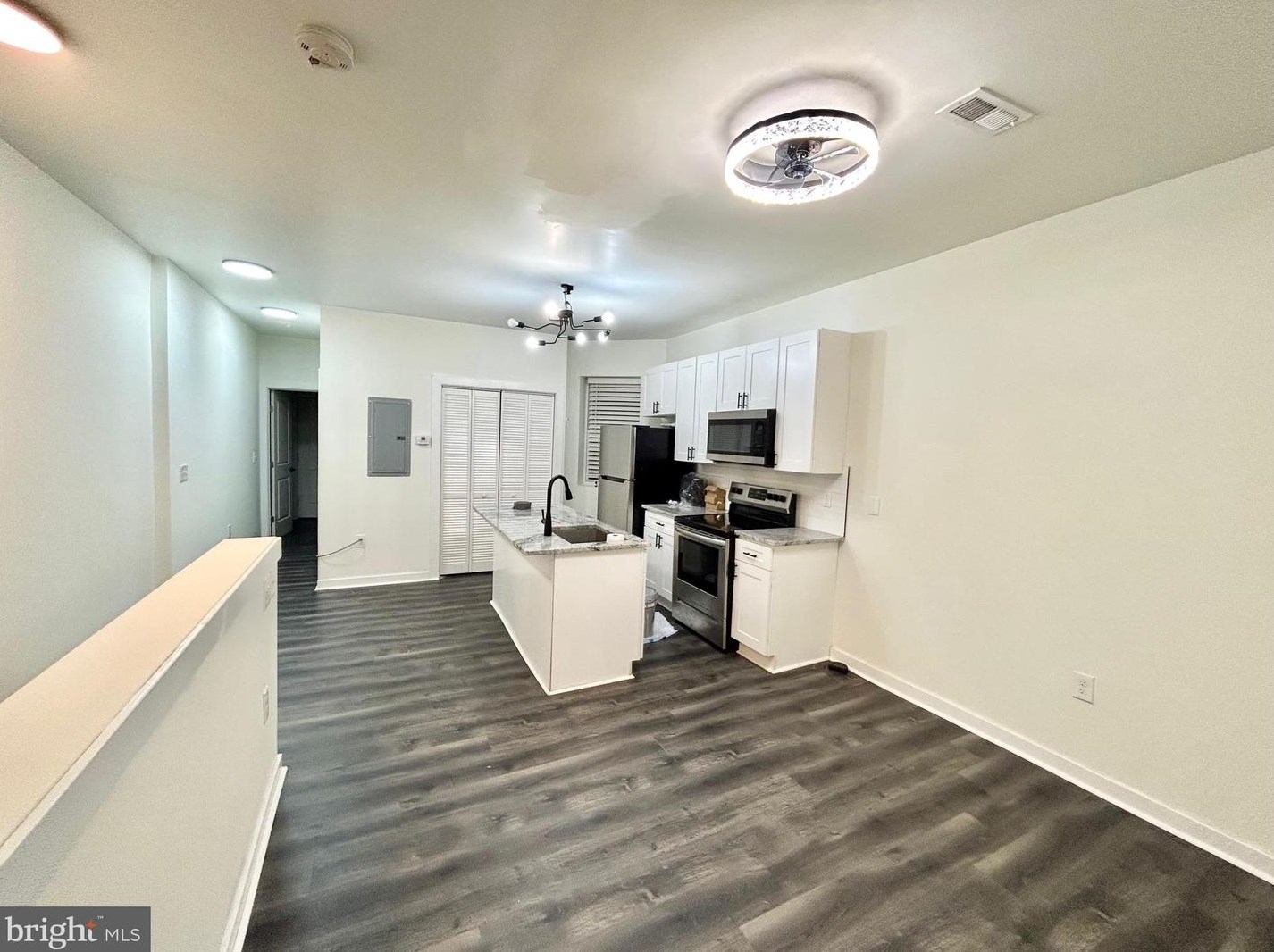 6145 Lansdowne Ave #b, Philadelphia, PA 19151