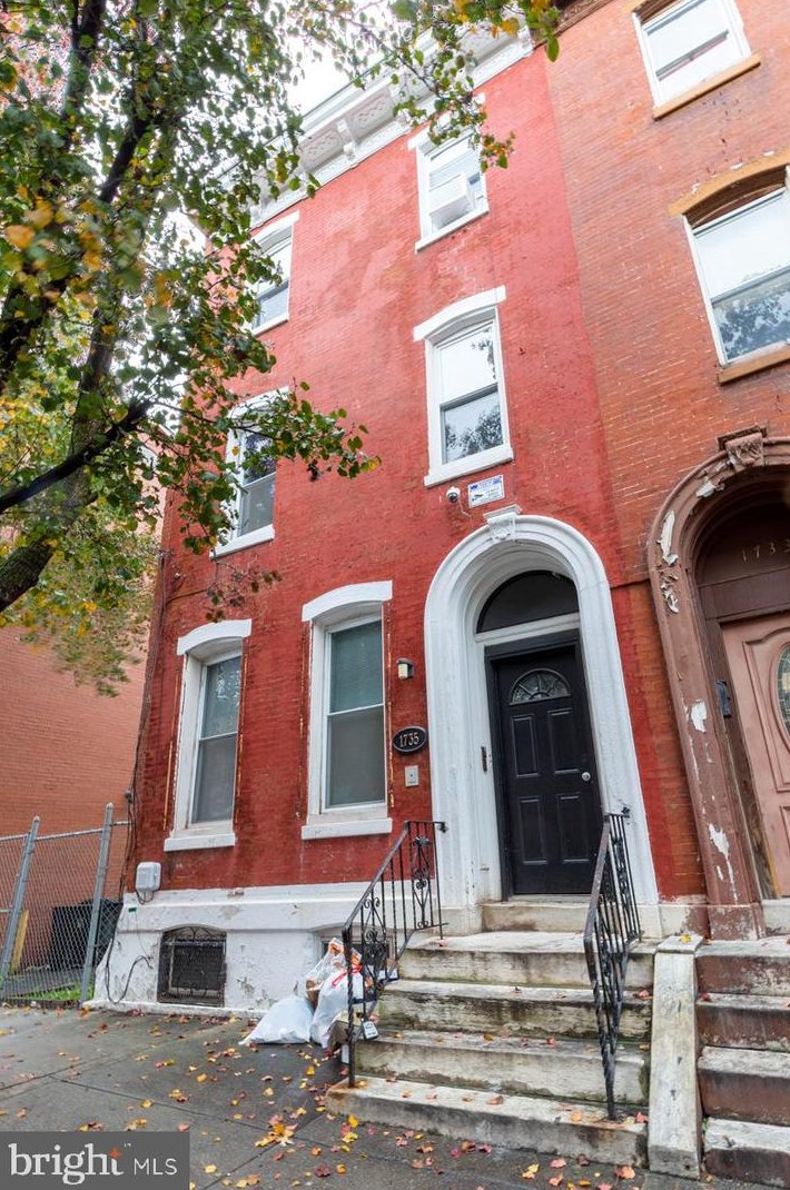 1735 Oxford St, Philadelphia PA  19121-3236 exterior