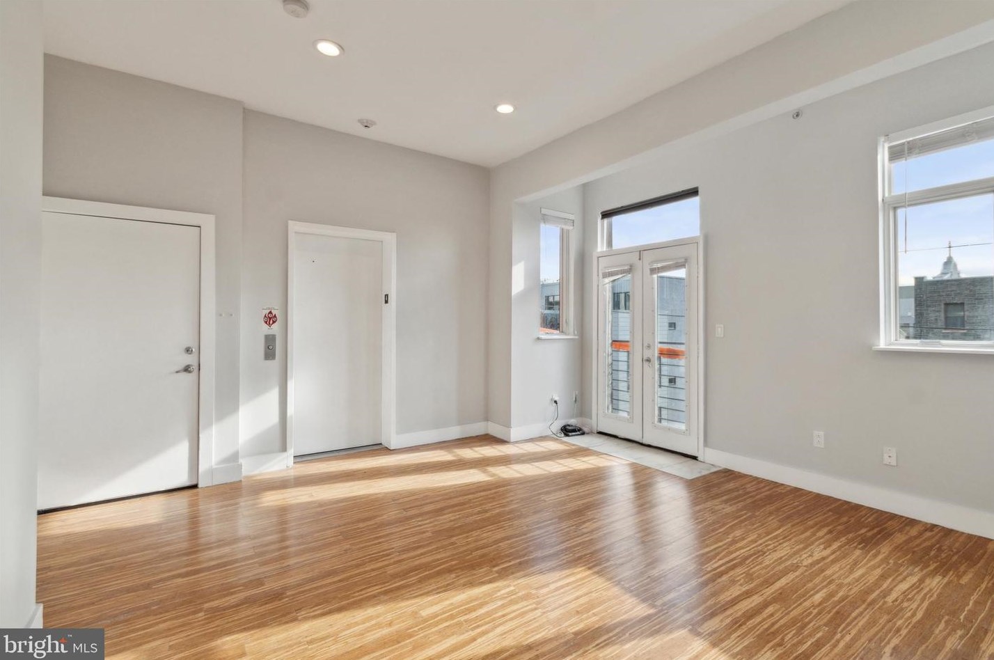 808 N 4th St #4, Philadelphia, PA 19123
