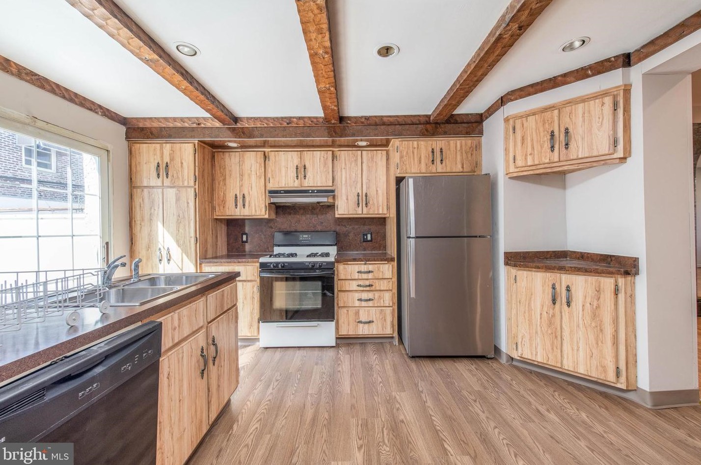 1142 Tree St, Philadelphia PA 19148-3021 exterior